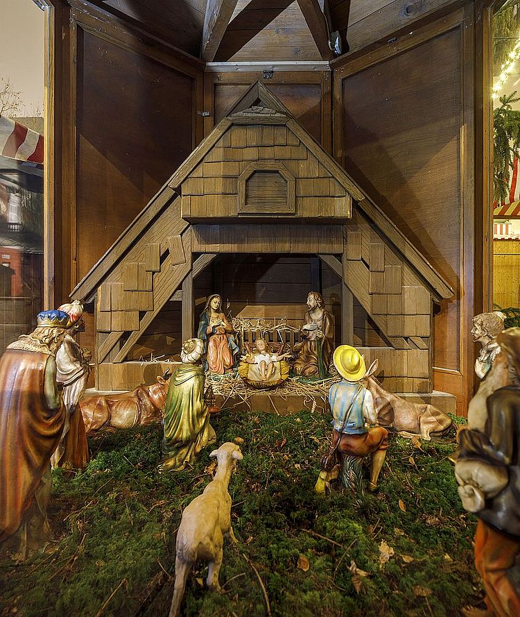 19 Christkindlmarkt am Neupfarrplatz